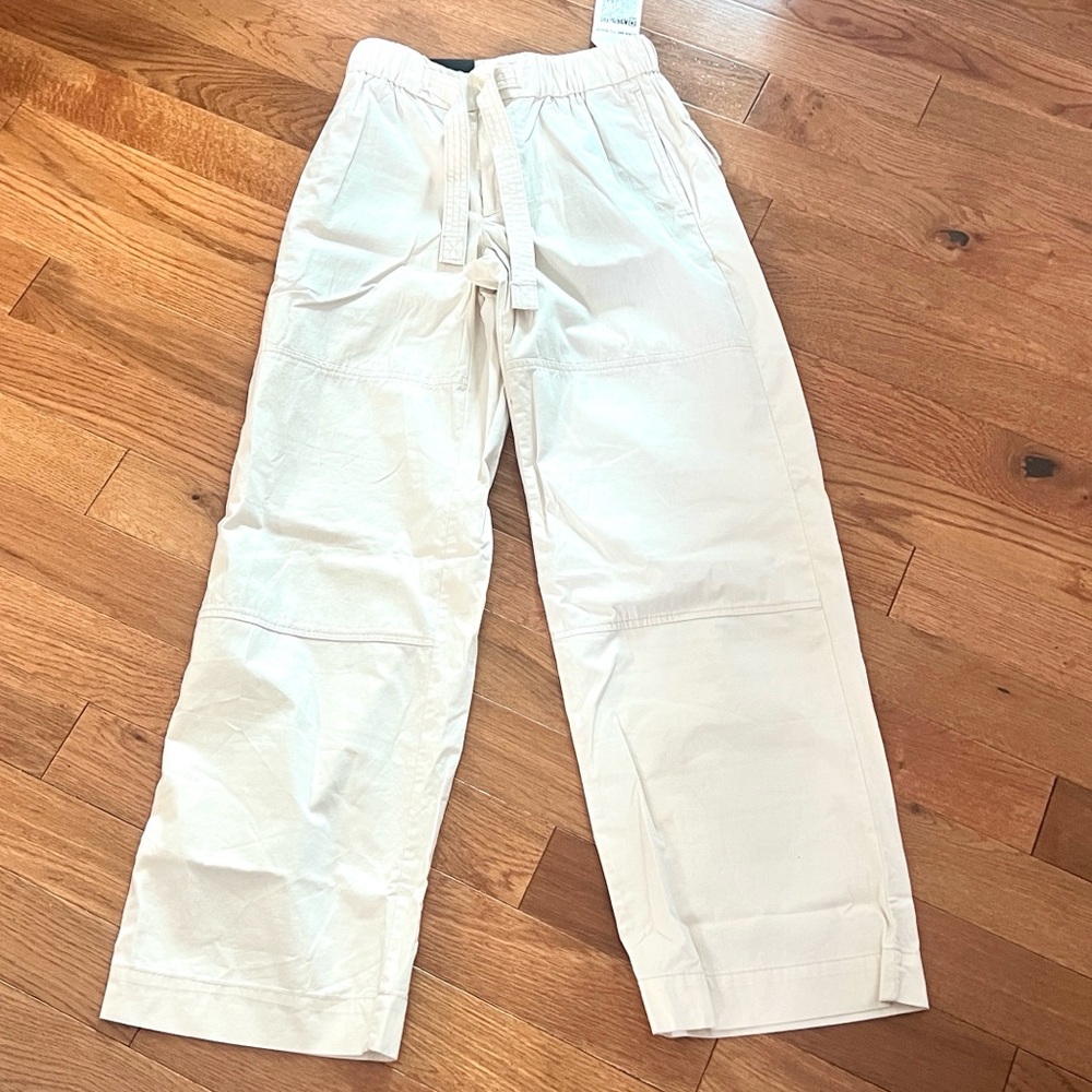 NWT, Banana Republic, The Barrel Pant, Front & Back Pockets, Relaxed Fit,Size XS - Picture 9 of 12